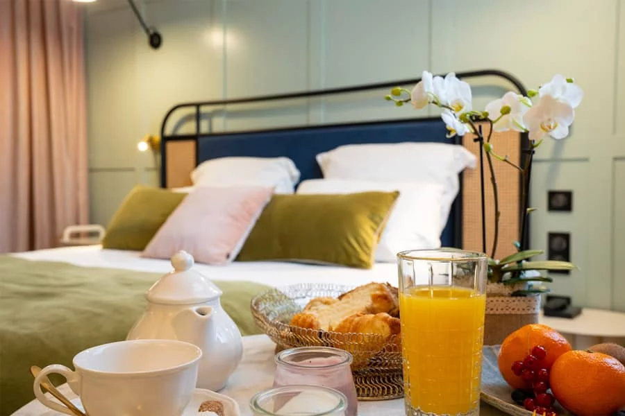 petit déjeuner hôtel square lodge la roche sur yon vendée